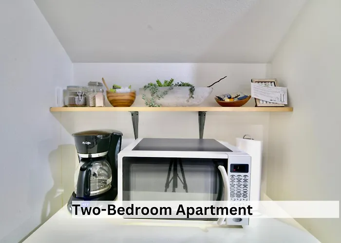 Boutique Apartment In Historic Downtown Albany