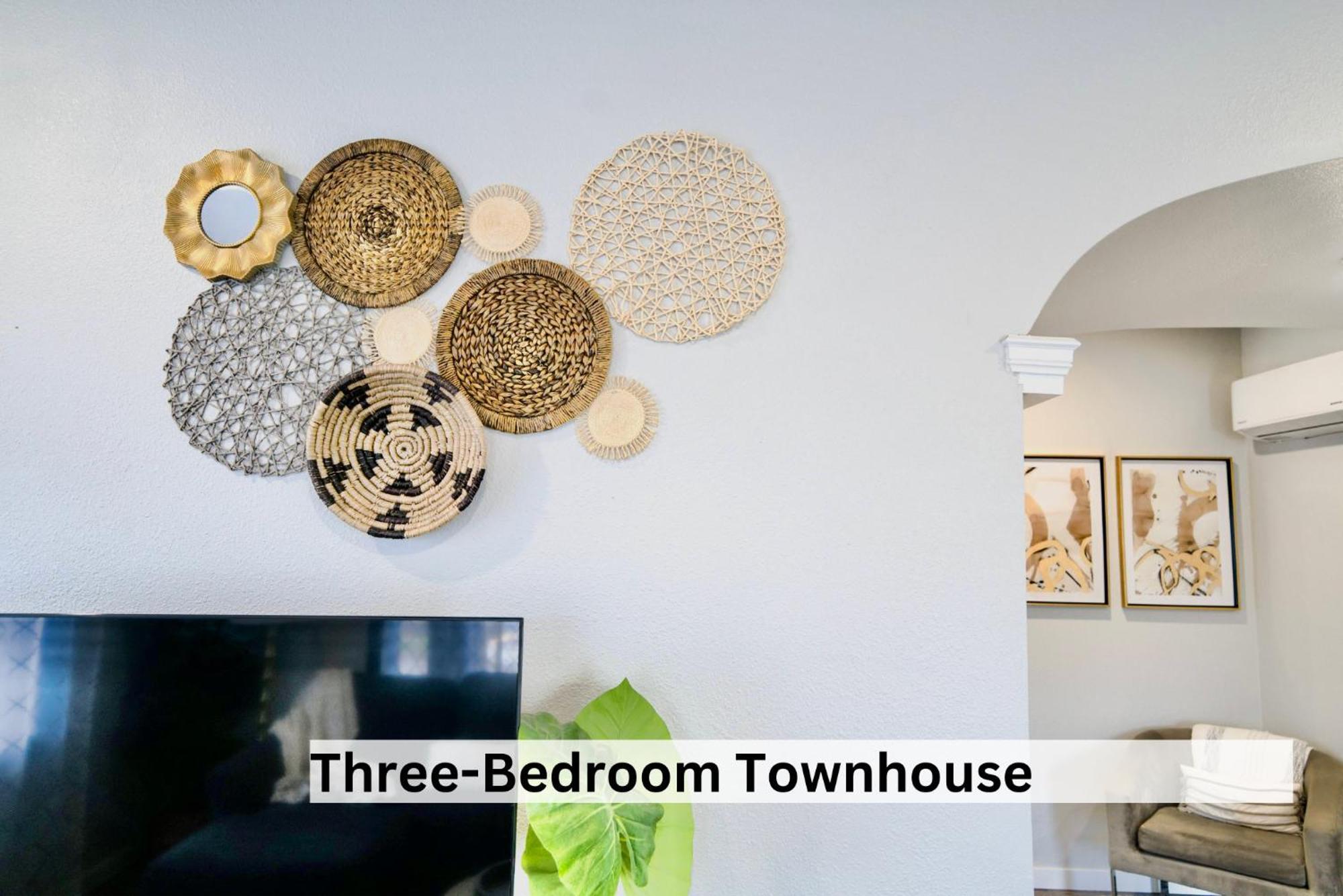 Boutique In Historic Downtown *
