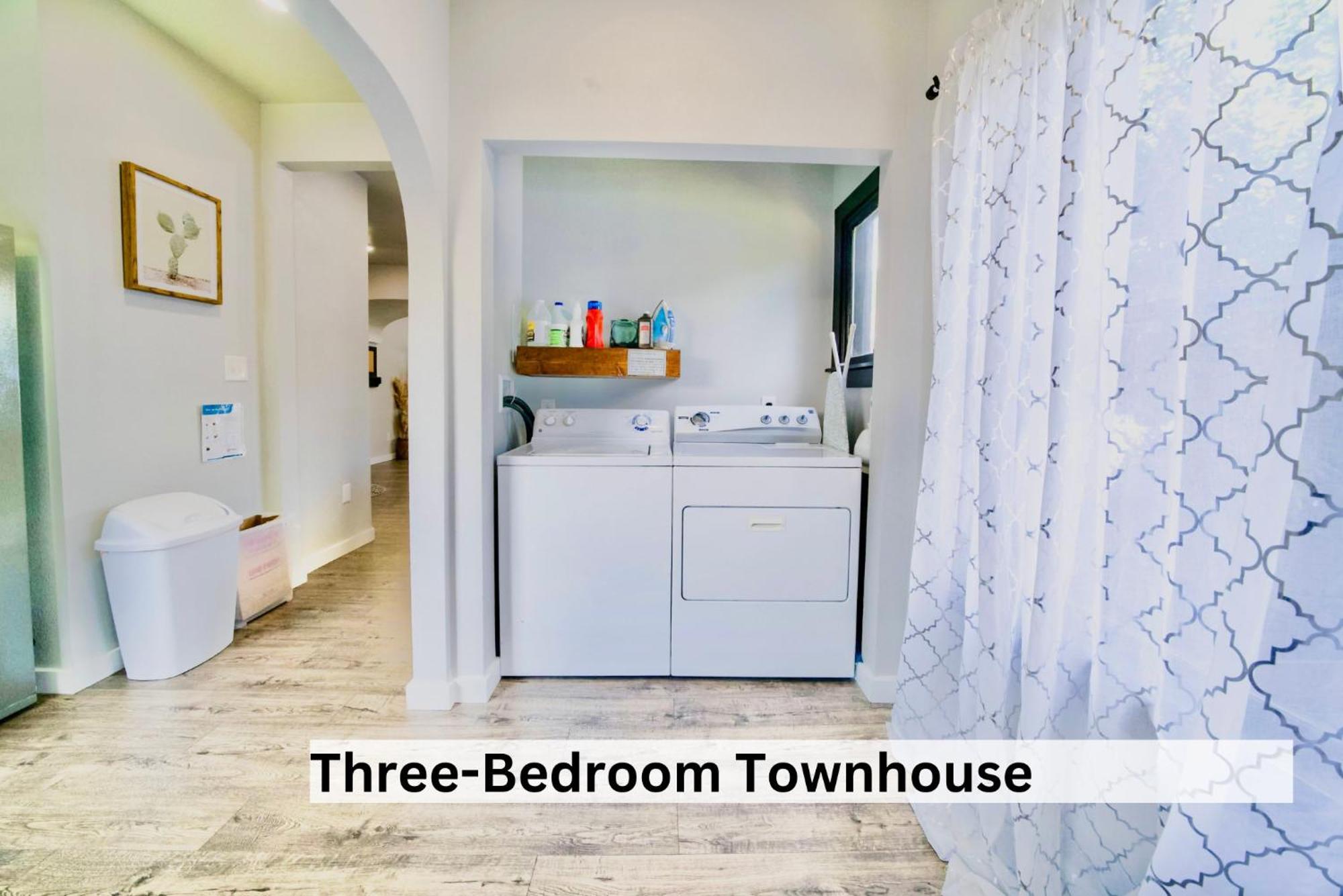Boutique In Historic Downtown *