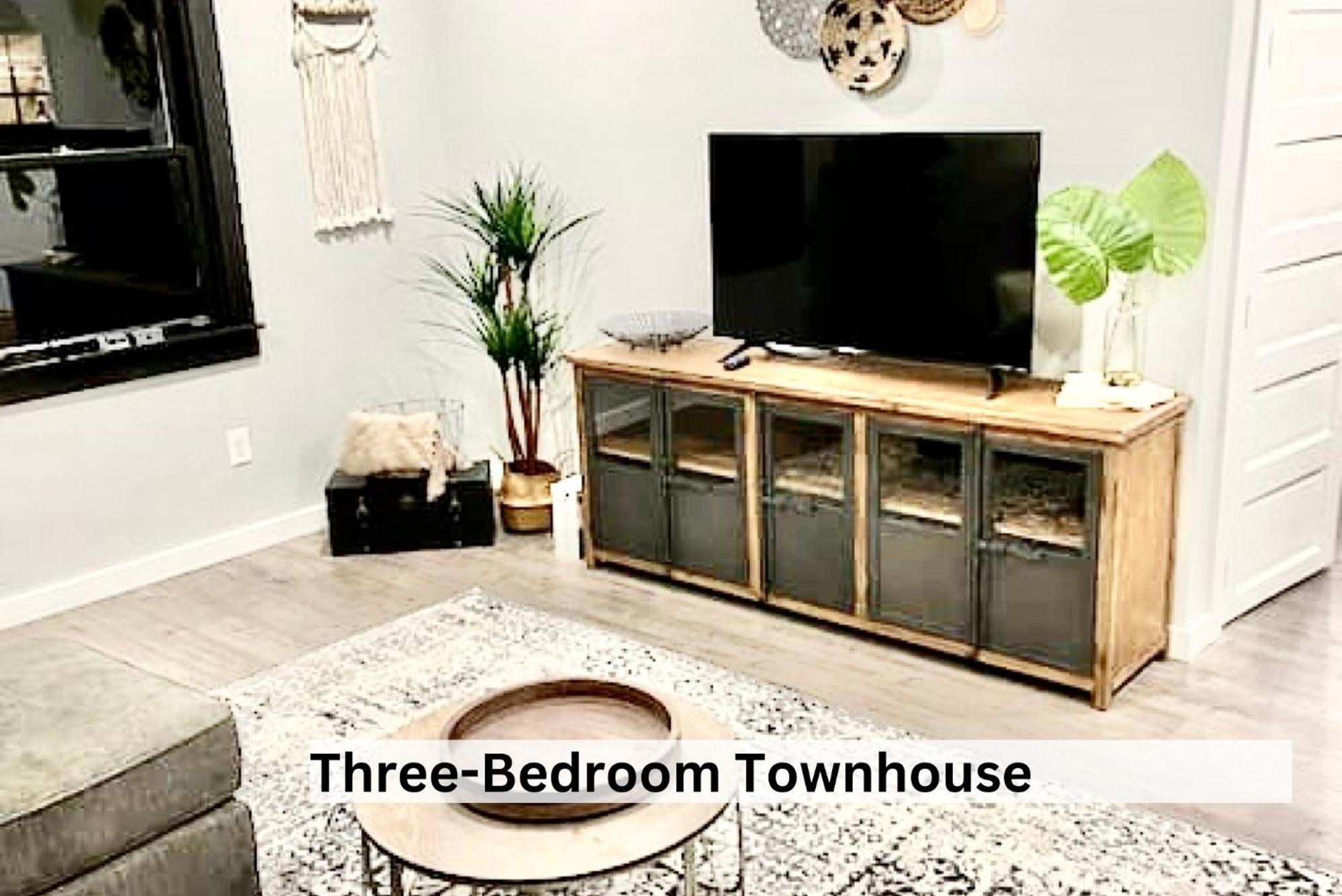 Boutique In Historic Downtown Apartment